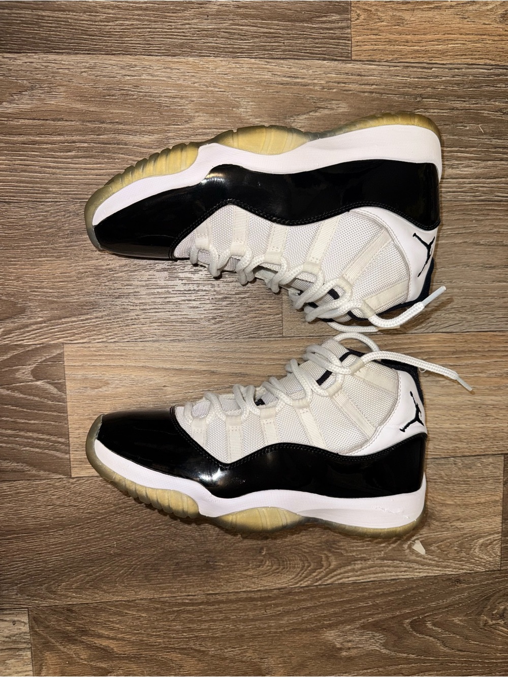 Jordan 11 Concord High-Top Sneakers - White and Black